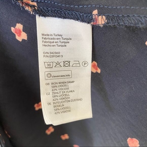 H&M | Lyocell Blend Belted Midi Dress Navy Floral - Picture 5 of 8